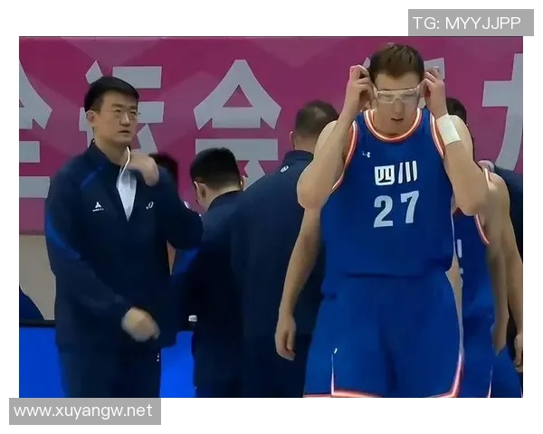 周琦两战砍52分28板,四川全运会豪取两连胜,连续隔人暴扣太炸了! 周琦两战砍52分28板,四川全运会豪取两连胜,连续隔人暴扣太炸了!