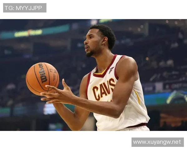 丹尼尔斯状态爆棚！全场贡献27分10篮板全面数据